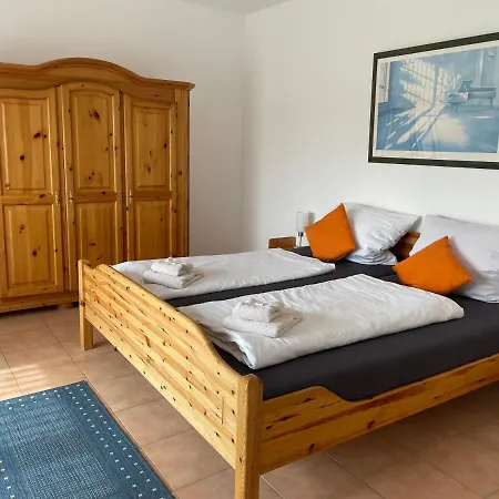 Apartament Peternhof - Private Reitanlage & Sankt Peter-Ording